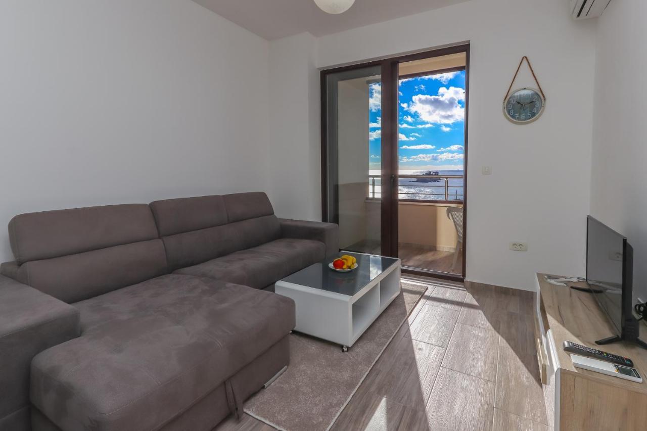 Apartment Sidro Petrovac Екстер'єр фото