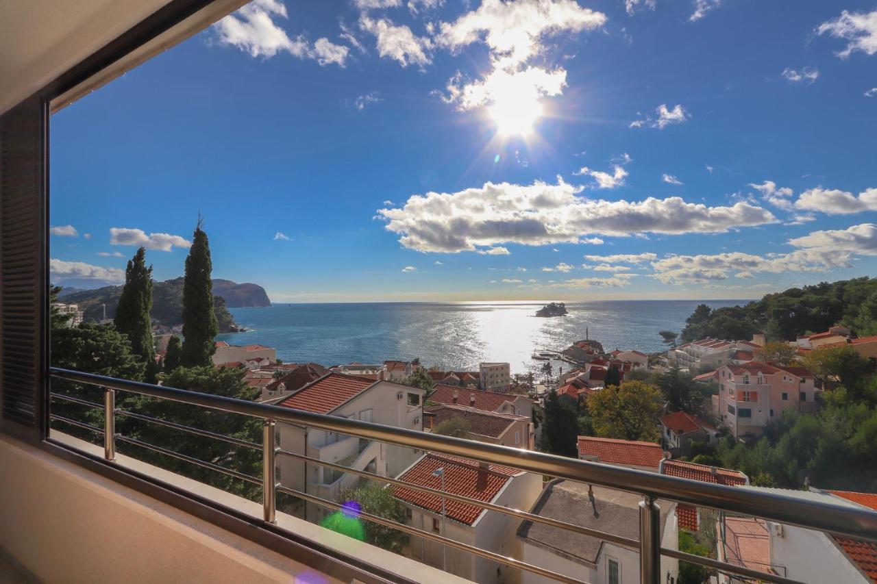 Apartment Sidro Petrovac Екстер'єр фото